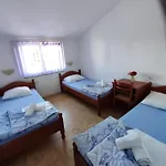 Zdravko And Nevenka Cilic 3*