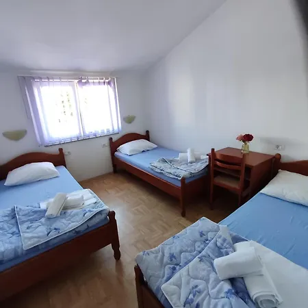 Zdravko And Nevenka Cilic 3*