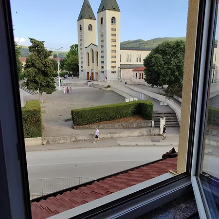 Zdravko And Nevenka Cilic 招待所 Međugorje