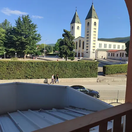 Zdravko And Nevenka Cilic 3*